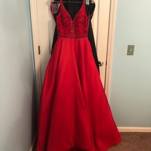 Sherri Hill red ball gown dress